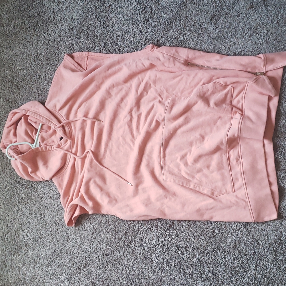 Forever 21 sleeveless hoodie